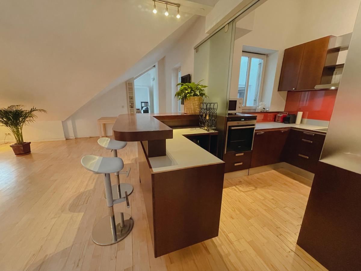 Luxury 150M2 Suite In Most Desirable Area Of Historic Central Виена Екстериор снимка